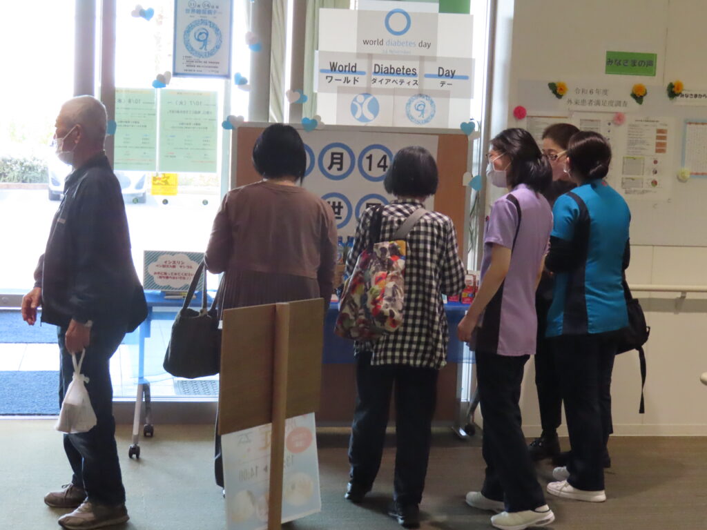 神代病院内での様子