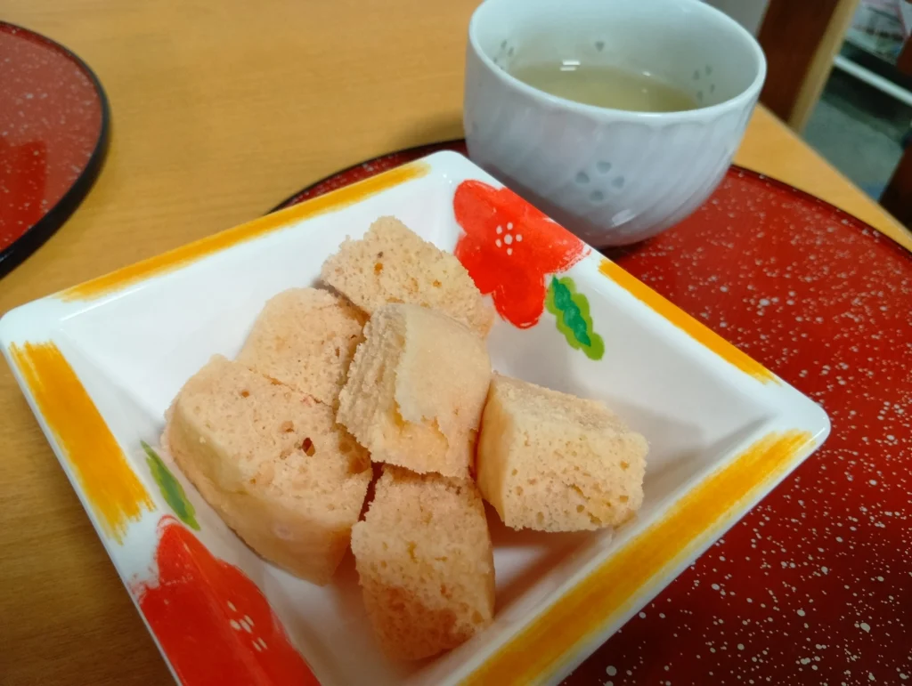 スポンジケーキ