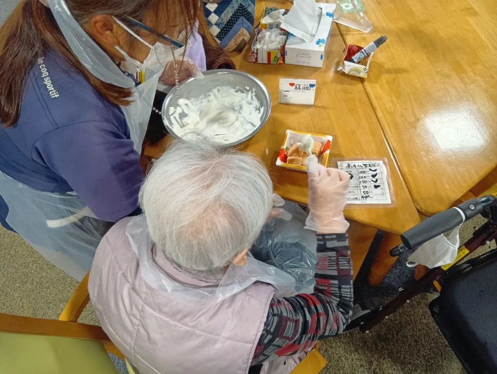 クリーム　デコレーション