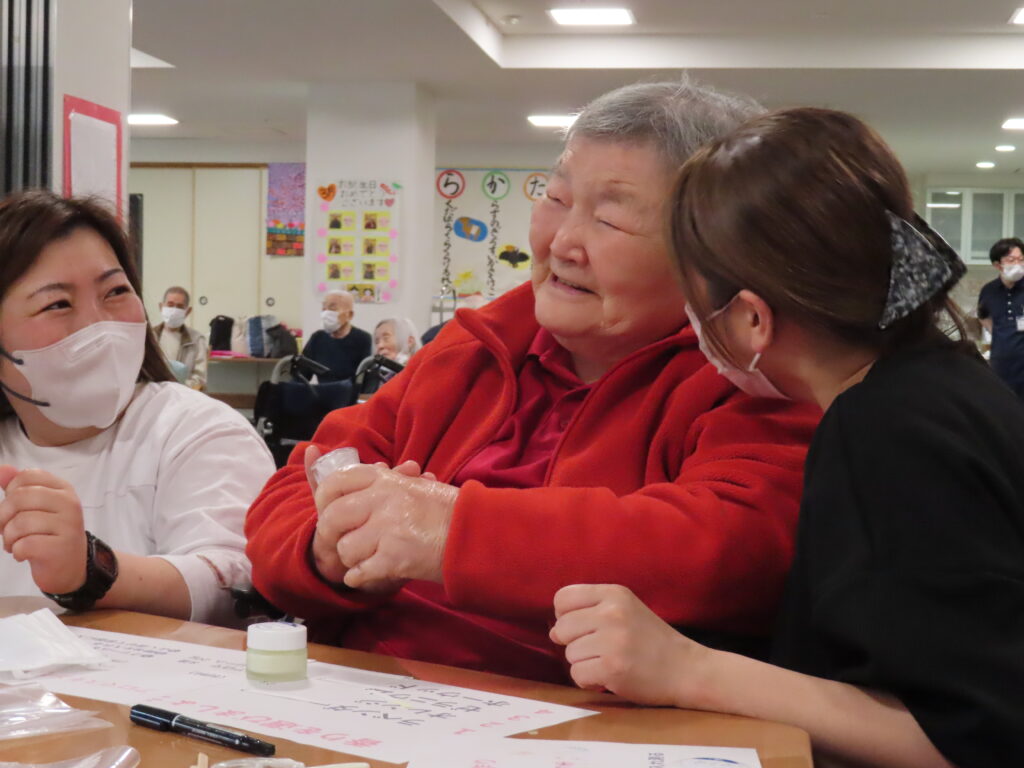 アロマ制作中の利用者